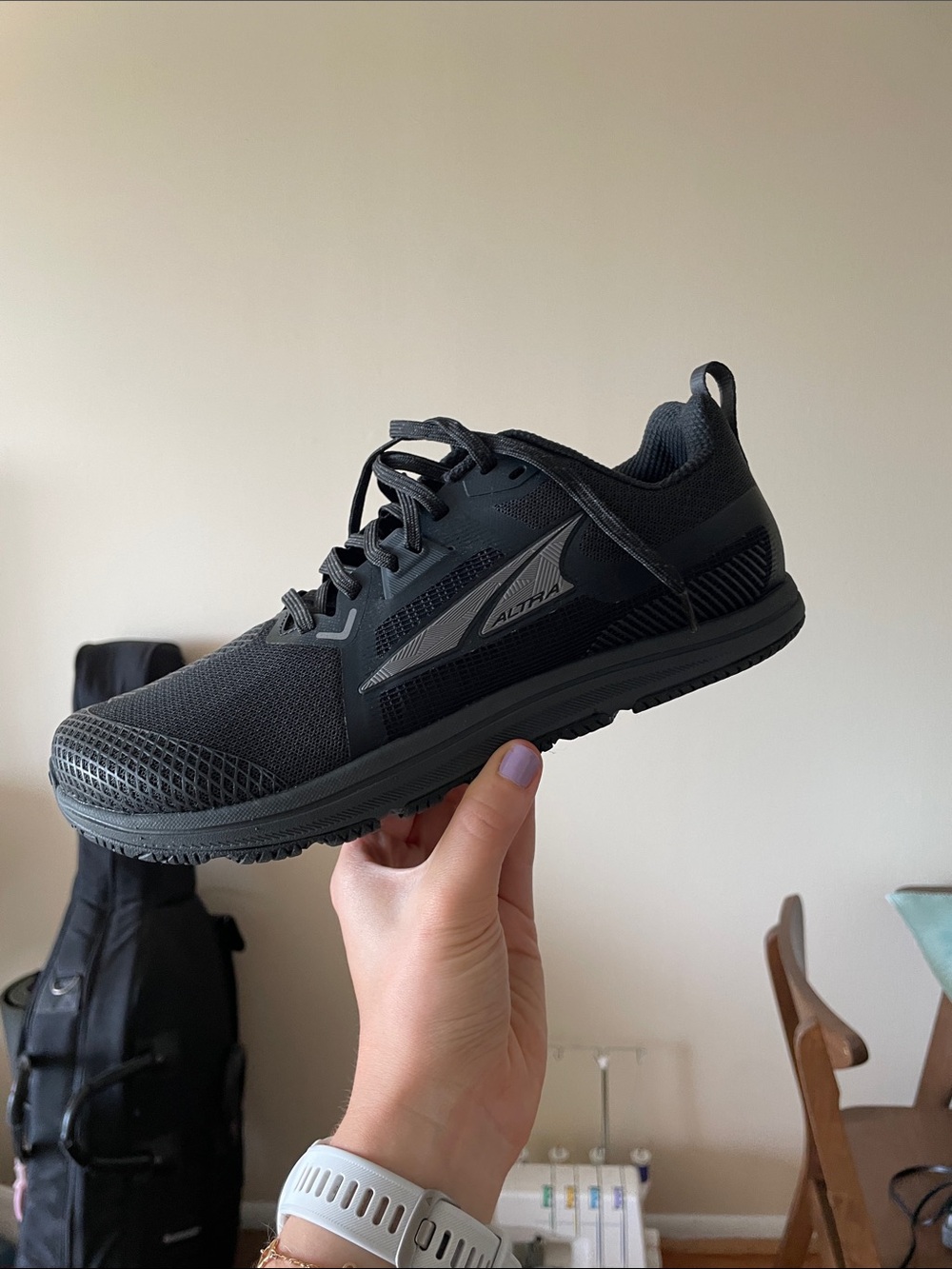 Altra Black Mesh Running Shoe - Picture 8 of 10